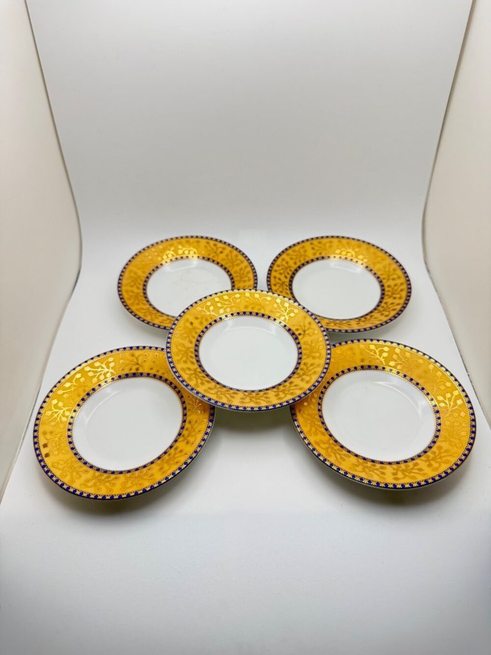 ROYAL CAFE Japan 24K gold Porcelain saucer plates(5) Floral Design Blue White 4"